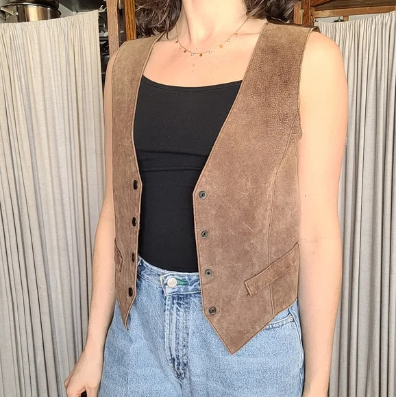 Brown leather vest - Picture 3 of 6